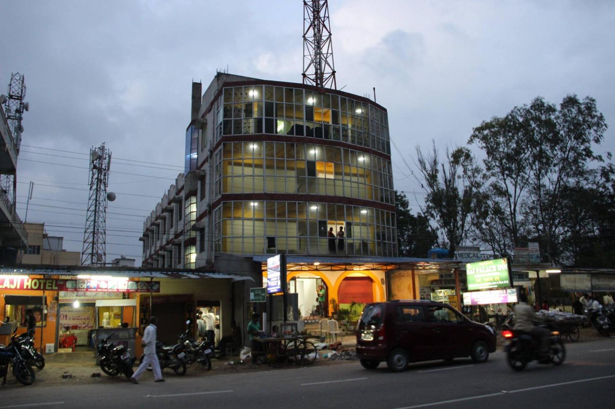 Hotel Sai Palace Inn Puttaparthi Exterior photo